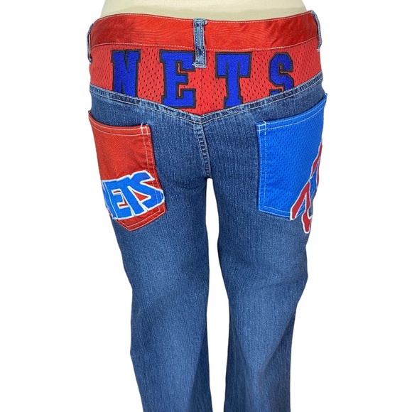 NBA NJ NETS Jeans Womens Size 5 Flare Retro W 28 L  31 Basketball Patches G III - Picture 1 of 14